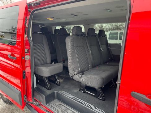 Used 2016 Ford Transit 350 XL image 12