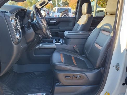 Used 2020 GMC Sierra 1500 AT4 w/ Technology Package image 10