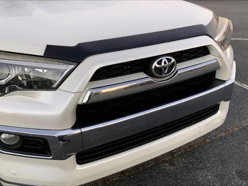 Used 2017 Toyota 4Runner Limited image 30