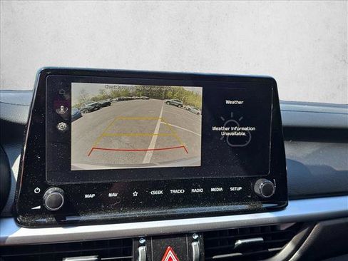 Used 2024 Kia Forte GT-Line FWD image 12