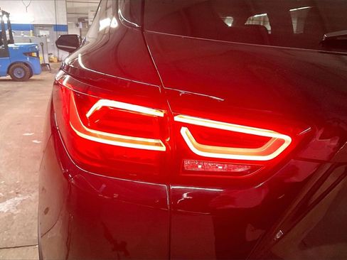 Used 2024 Chevrolet Blazer LT image 25