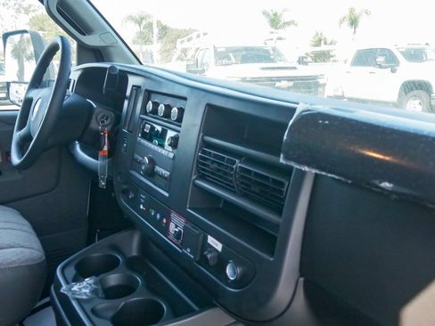 New 2026 Chevrolet Express 3500 w/ Power Convenience Package RWD image 12
