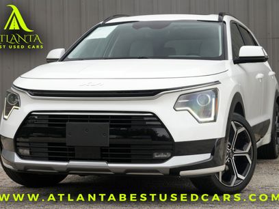 Used 2023 Kia Niro EX Touring