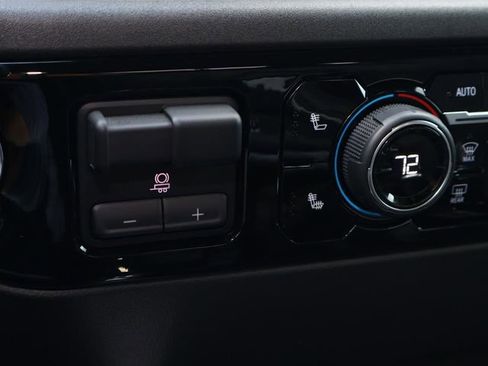 Used 2025 Chevrolet Silverado 1500 LT Trail Boss w/ LT Trail Boss Premium Package image 29