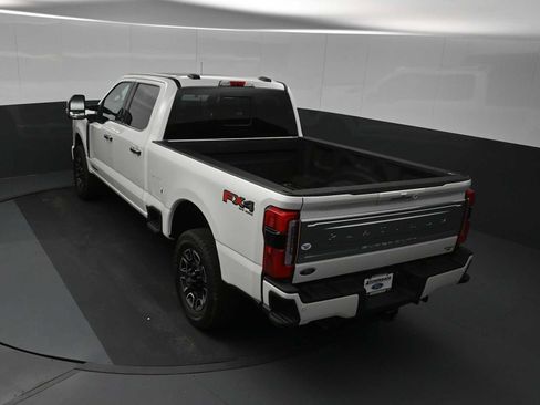 Used 2024 Ford F250 Platinum AWD/4WD image 23