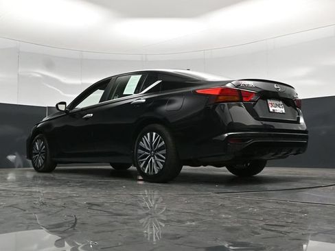 Used 2024 Nissan Altima 2.5 SV AWD/4WD image 53