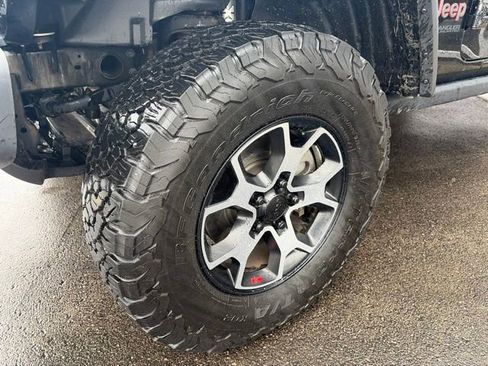 Used 2021 Jeep Wrangler Unlimited Rubicon AWD/4WD image 6