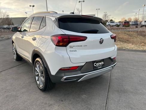 Used 2020 Buick Encore GX Essence w/ Experience Buick Package AWD/4WD image 5