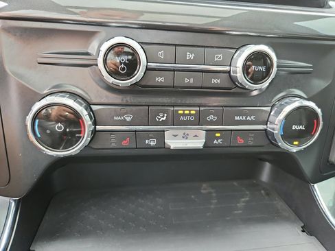 Used 2022 Ford F150 XLT w/ Equipment Group 302A High AWD/4WD image 22