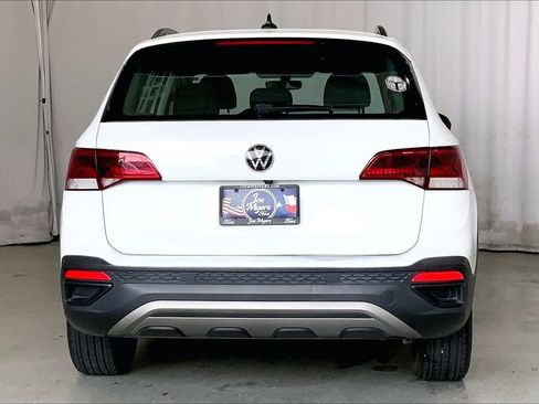 Used 2023 Volkswagen Taos S FWD image 4