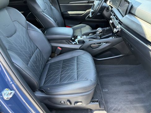 Used 2024 Kia Telluride EX X-Line AWD/4WD image 11