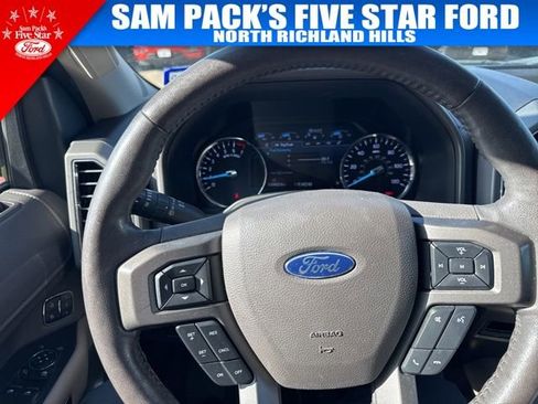 Used 2018 Ford Expedition Max XLT w/ Equipment Group 202A image 6