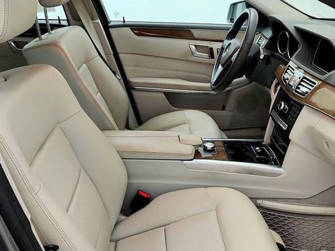 Used 2014 Mercedes-Benz E 350 Sedan w/ Premium 1 Package image 21