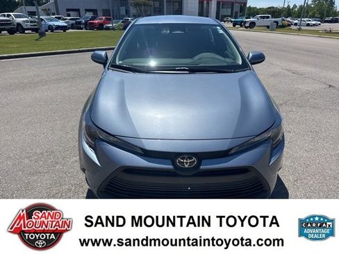 Used 2024 Toyota Corolla LE FWD image 7