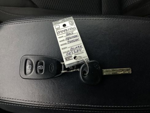 Used 2015 Hyundai Tucson GLS image 39