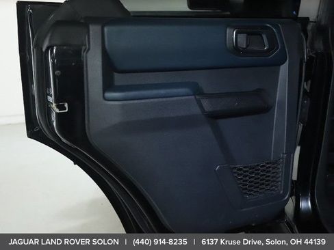 Used 2025 Ford Bronco Heritage Edition AWD/4WD image 32