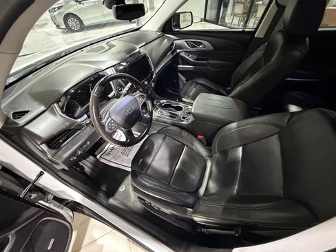 Used 2020 Chevrolet Traverse RS FWD image 21
