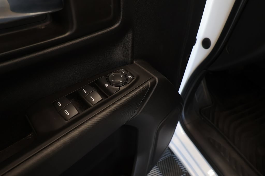 Used 2021 Chevrolet Silverado 1500 Custom RWD image 16