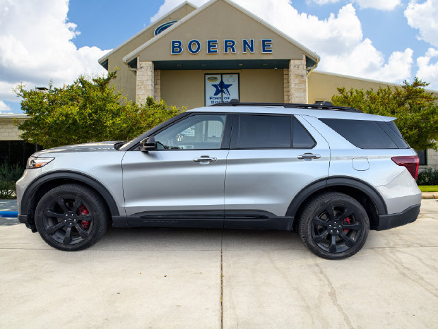 Used 2023 Ford Explorer ST w/ Equipment Group 401A AWD/4WD image 2