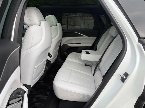 Used 2024 Cadillac Lyriq Luxury w/ LPO, Floor Liner Package AWD/4WD image 32