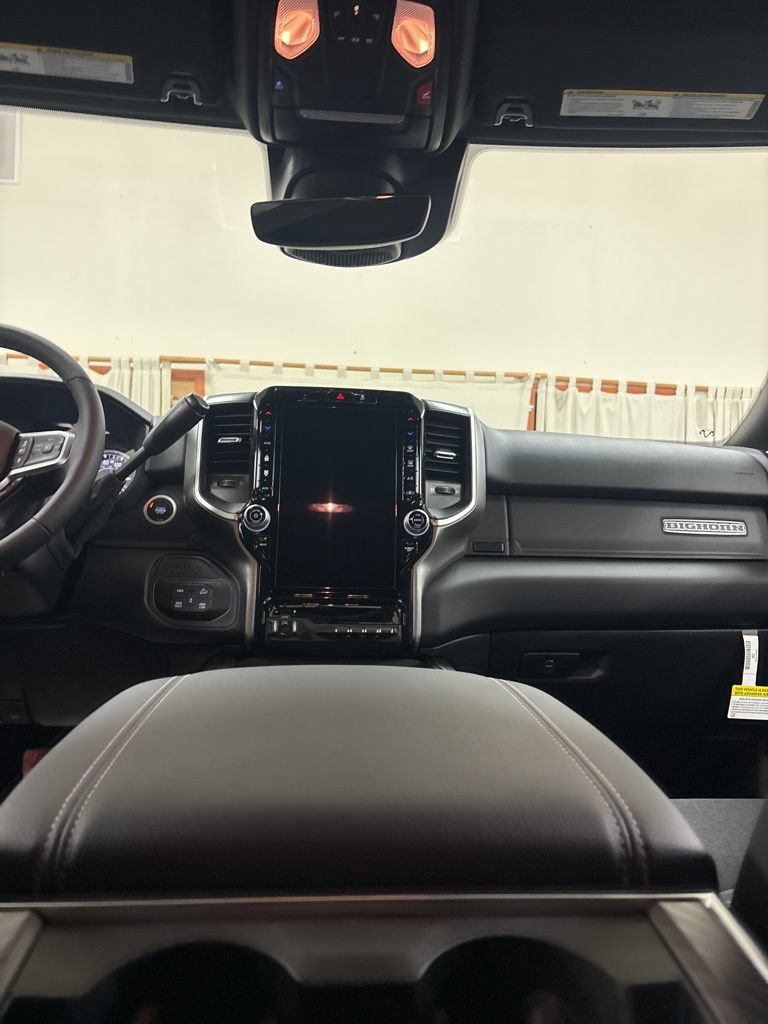 New 2026 RAM 2500 Big Horn AWD/4WD image 18
