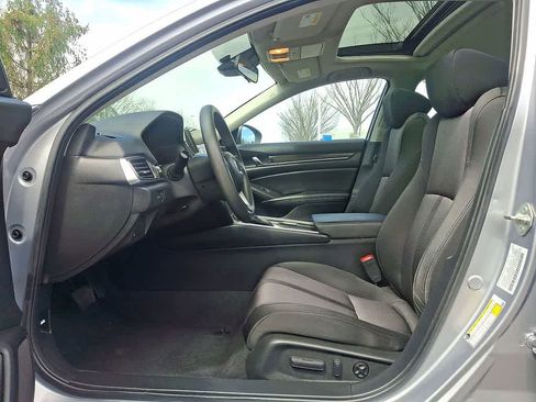 Used 2020 Honda Accord EX image 11