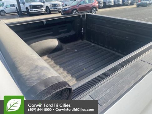 Used 2017 Toyota Tundra SR5 w/ TRD Off Road Package AWD/4WD image 8