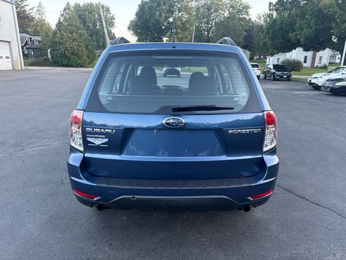 Used 2012 Subaru Forester 2.5X w/ Popular Pkg 3 AWD/4WD image 4