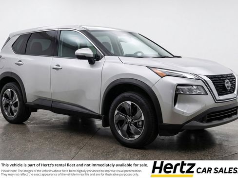 Used 2025 Nissan Rogue SV AWD/4WD image 1