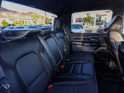 Used 2024 RAM 1500 Laramie image 17