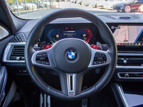 Used 2025 BMW X6 M Competition w/ Executive Package image 14