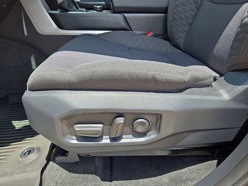 Used 2026 Toyota Tundra SR5 AWD/4WD image 24