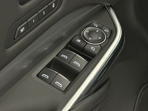 New 2025 Cadillac XT4 Premium Luxury w/ Cold Weather Package image 23