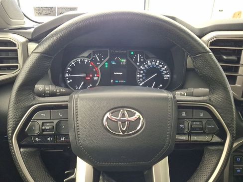 Used 2022 Toyota Tundra Limited image 16