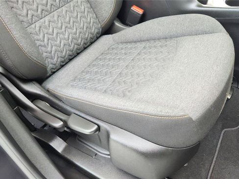 Used 2023 Chevrolet Equinox LT FWD image 24