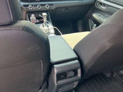 Used 2025 Honda CR-V LX image 10
