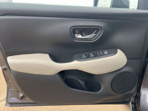New 2026 Honda HR-V EX-L image 11