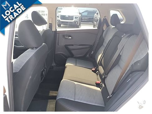 Used 2023 Nissan Rogue SV FWD image 24