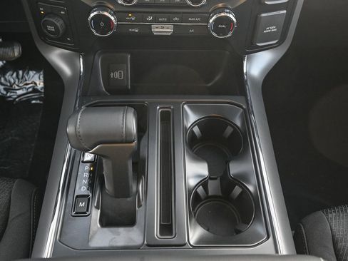 New 2025 Ford F150 XLT w/ Equipment Group 301A Standard image 34