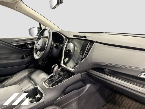 Certified 2025 Subaru Outback Limited AWD/4WD image 33