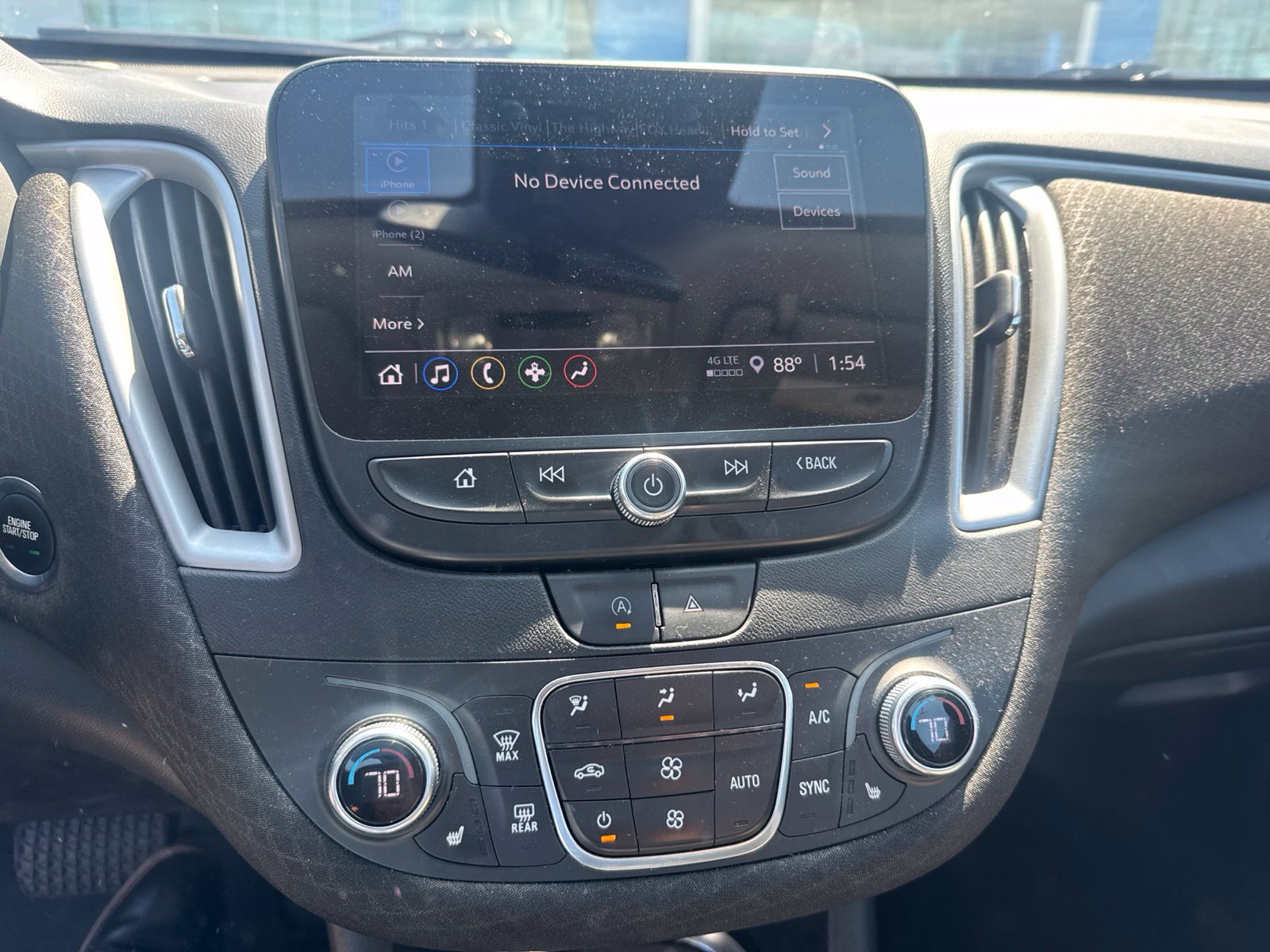 Used 2024 Chevrolet Malibu LT FWD image 8