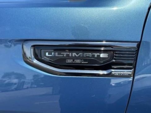 Used 2025 GMC Sierra 1500 Denali Ultimate AWD/4WD image 4