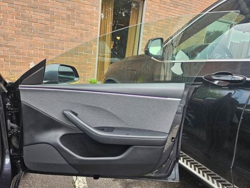 Used 2024 Tesla Model 3 Standard Range RWD image 60