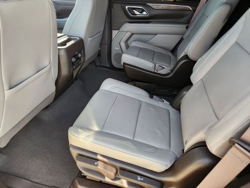 Used 2023 Chevrolet Tahoe Z71 image 32