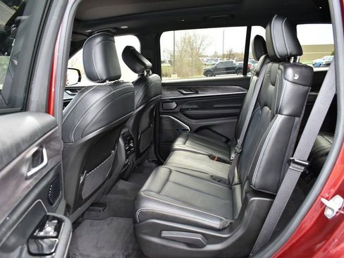 Used 2022 Jeep Grand Cherokee L Overland AWD/4WD image 25