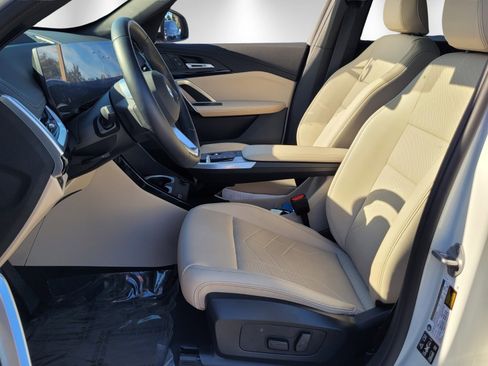 New 2025 BMW X1 xDrive28i w/ Technology Package image 10