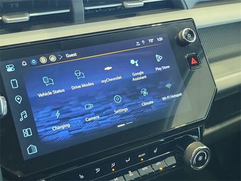 New 2027 Chevrolet Bolt LT w/ Comfort Package image 24