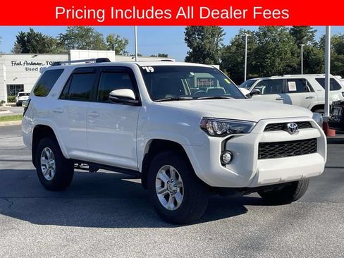 Used 2019 Toyota 4Runner SR5 Premium AWD/4WD image 7