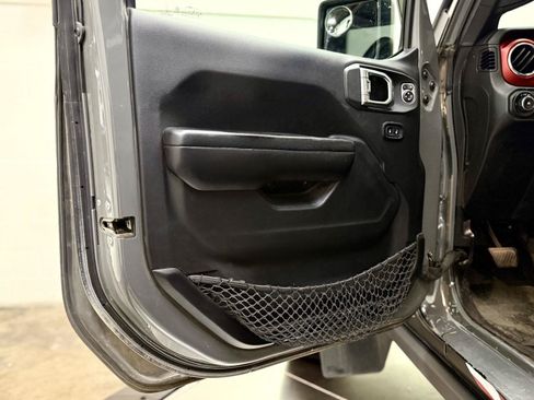 Used 2019 Jeep Wrangler Unlimited Rubicon w/ Steel Bumper Group AWD/4WD image 10