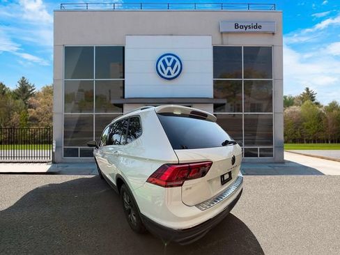 Certified 2023 Volkswagen Tiguan SE AWD/4WD image 5